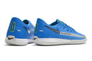 Chuteira React Phantom GT Pro – Futsal Elegante