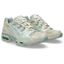 GEL-Nimbus 9 - Bege com Branco