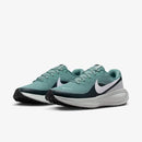 Tênis Revolution 8 Masculino - Verde