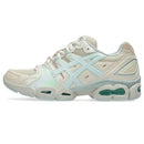 GEL-Nimbus 9 - Bege com Branco