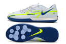 Chuteira React Phantom GT Pro – Futsal Elegante